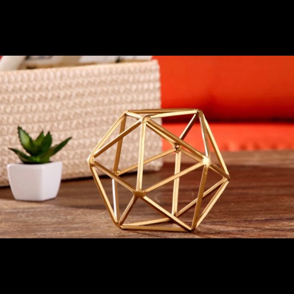 Modern Gold Decorative Accents (sphere/sculpture)